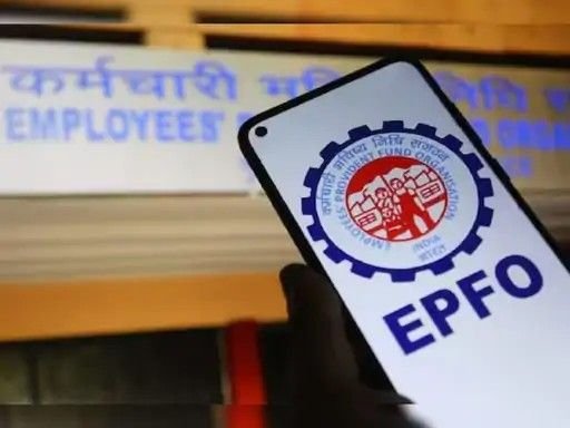 Govt plans PF full withdrawal option every 10 years